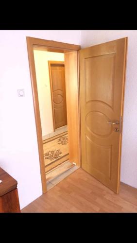 IMG-cc64c2a75e9d9d66c491b1329f4d1a43-V-Large (1)